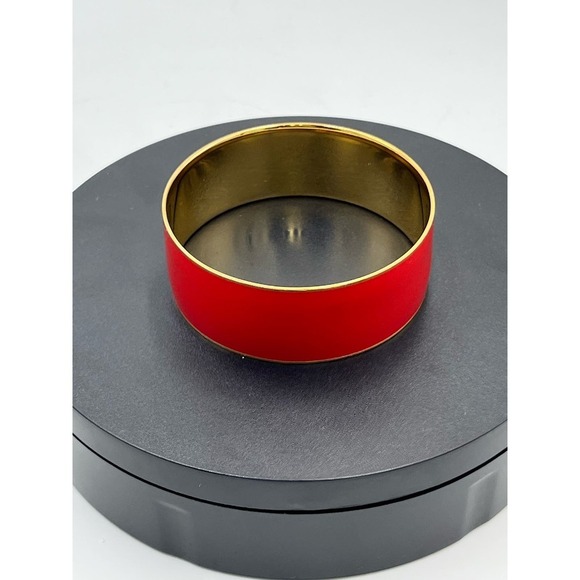 J. Crew Wide 1" Bright Red Gold Tone Edges Bangle Bracelet - Picture 5 of 7